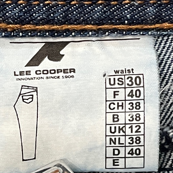 Lee Cooper Straight Leg Mid Dark Blue Denim size 30 - Picture 16 of 16
